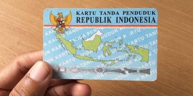 Kepemilikan KTP-el bagi Warga Negara Indonesia Maupun Warga Negara Asing